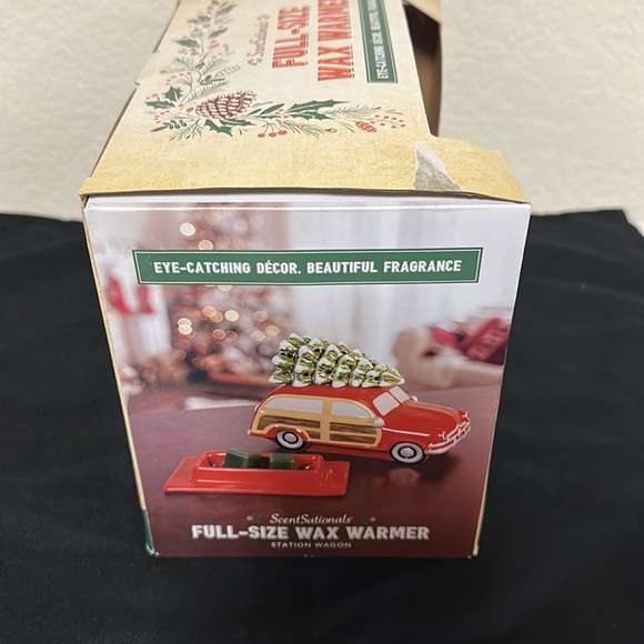 Red Station Wagon Full Size Wax Warmer ScentSationals. Includes 2 pks wax cubes - Picture 5 of 6